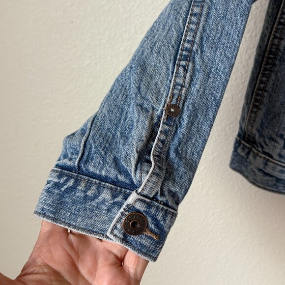 Oshkosh B'gosh Kids Turcker Denim Jean Jacket Size 10 Light Wash Blue Boys Girls - Picture 8 of 11